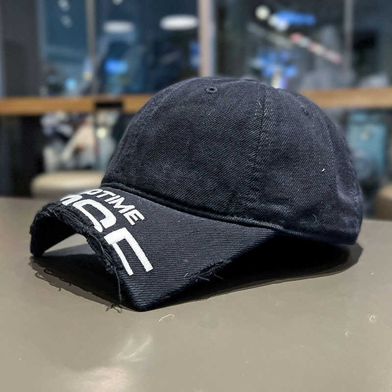 New Style Broken Brim Embroidered Distressed Baseball Cap Unisex Wang Anyu Same Style Washed Vintage Frayed Duckbill Cap W251017