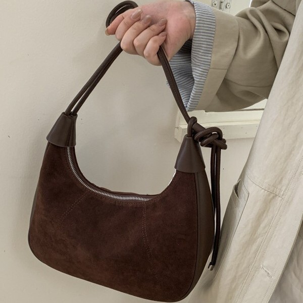 Deerskin Velvet Crescent Bag Women's Vintage Shoulder Crossbody Bag Suitable for Work Commutes and Everyday Outfits