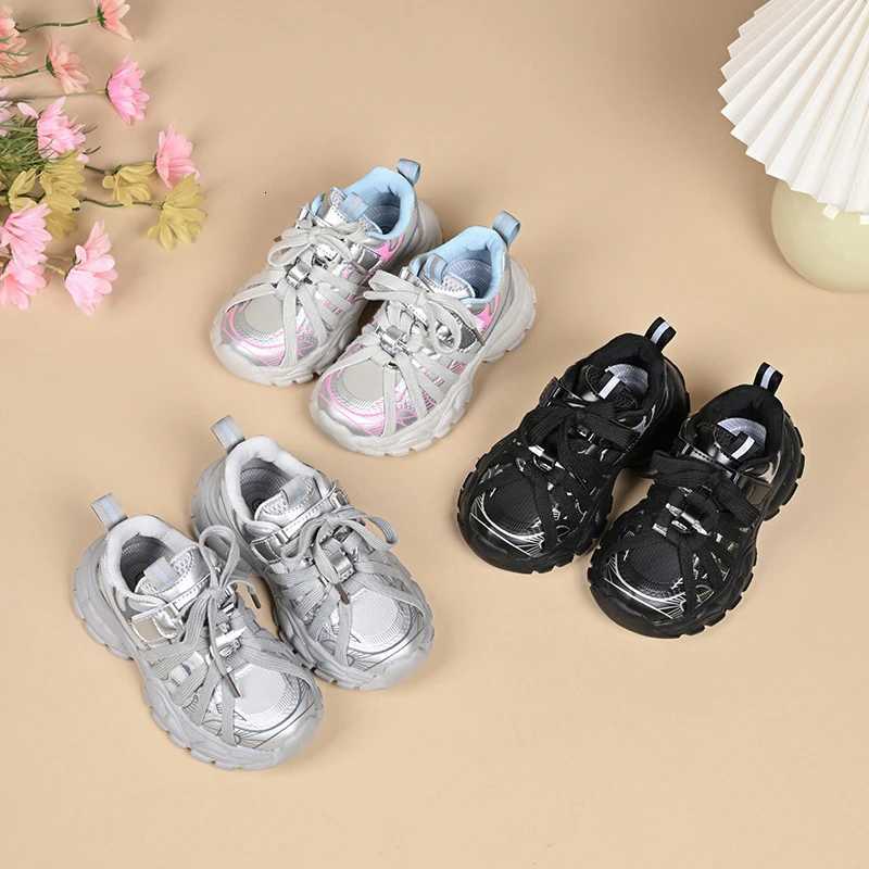 2025 New Children Basketball Sneakers Chunky Classic Boys Girls Causal Sports Shoes Versatile Trend Kids Fashion School SneakersT251017