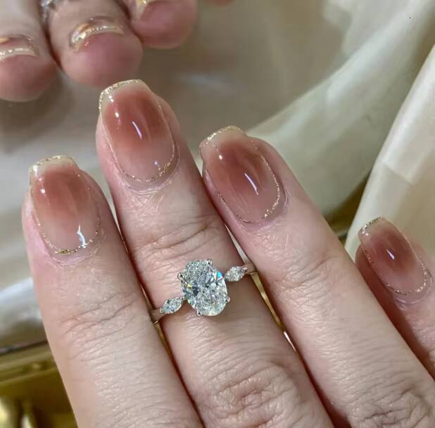 Romantic Engagement Gift Factory Wholesale 9K 14K 18K Gold Customized Style Set Lab Cultured Diamond Ring