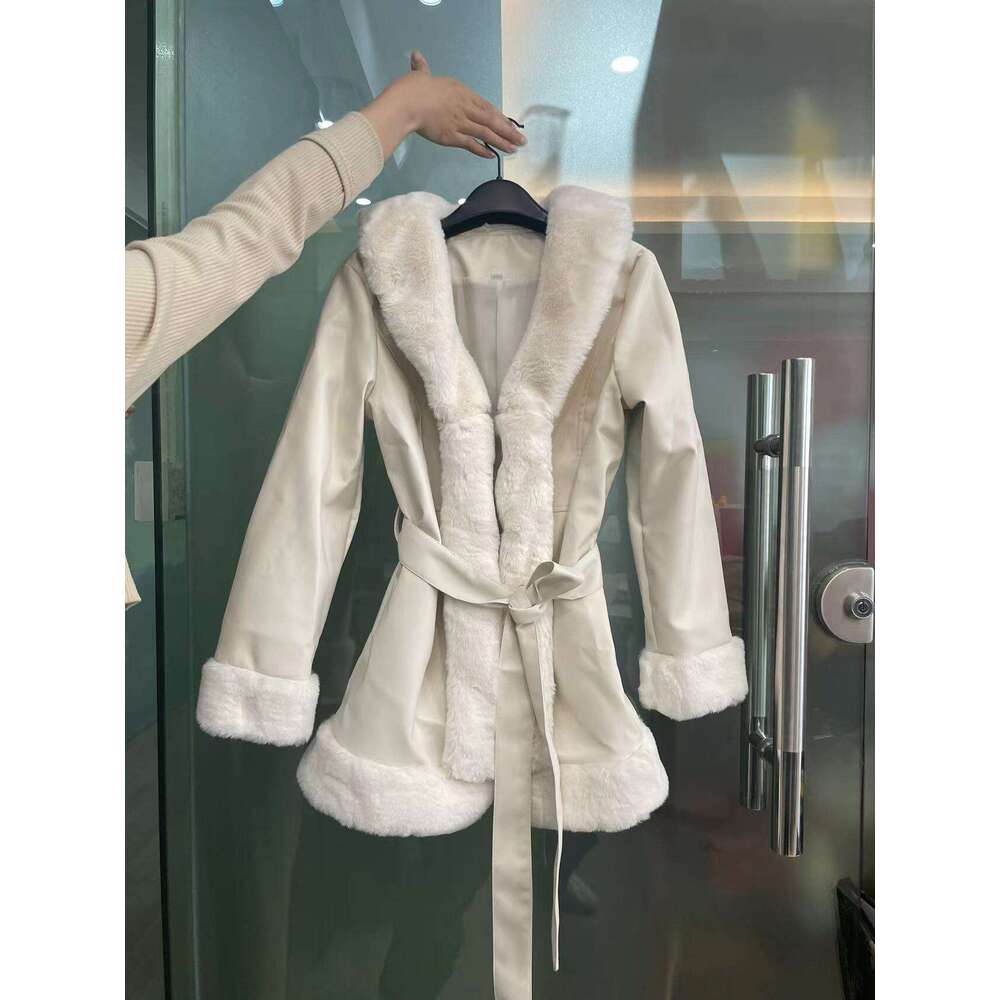Autumn Winter PU Large Fur Collar Lace-Up Waist-Cinching Women's Leather Jacket Patchwork Slim Fit Long Sleeve Coat For Women B5