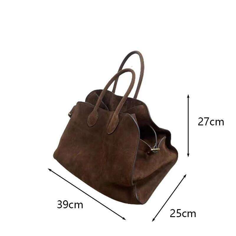 High end Niche Design Outdoor Travel Bags Autumn and Winter New capacity Retro Commuter Handbags Shoulder Bag
