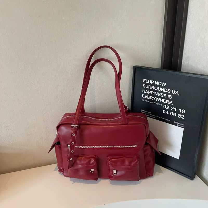 Luxury Brand Shoder Bag Highquality Texture Mtipocket Motorcycle Persality Versatile Fi Korean Versi Underarm Bag1 D251017