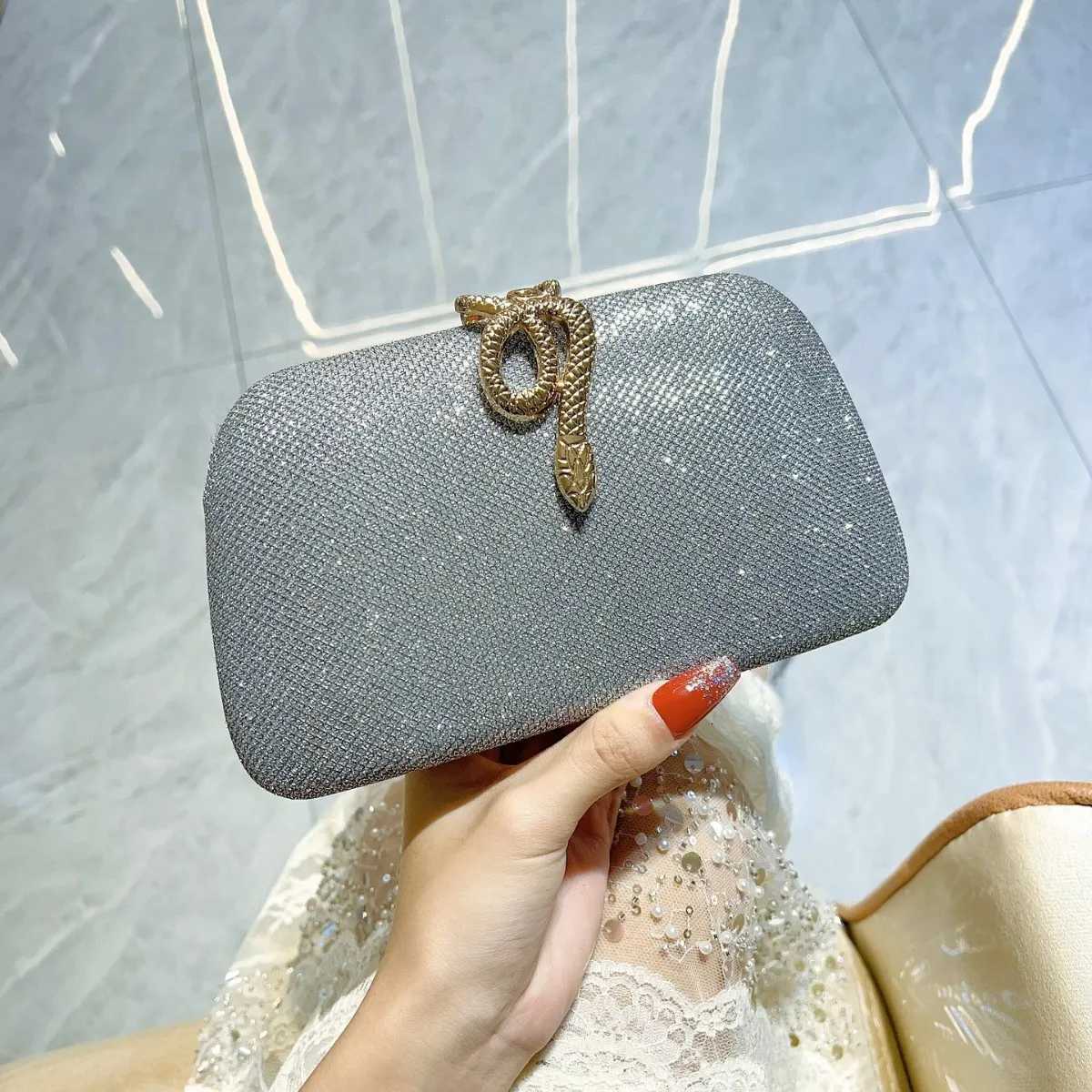 Glitter Snake Buckle Clutch Bags for Women Formal Party Elegant Wedding Cocktail Evening Handbags Luxury Chain Shoulder Bags Z251017