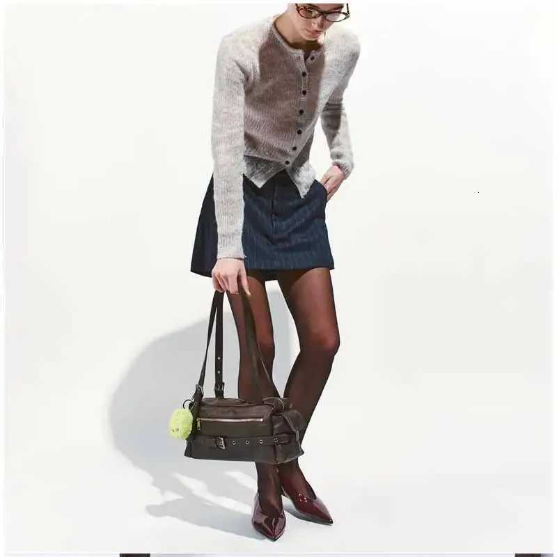 2025 New Korean design Soft Leather Crossbody Bag Wens Saddle Bag Underarm Bags Four Small Bag Sli Trendy Handbag1 D251017