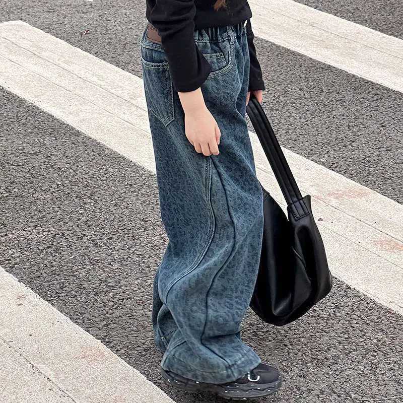 Girls Autumn Winter Plush Jeans 2025 New Girls Stylish Wide Leg Pants Retro Leopard Pattern Casual PantsT251017
