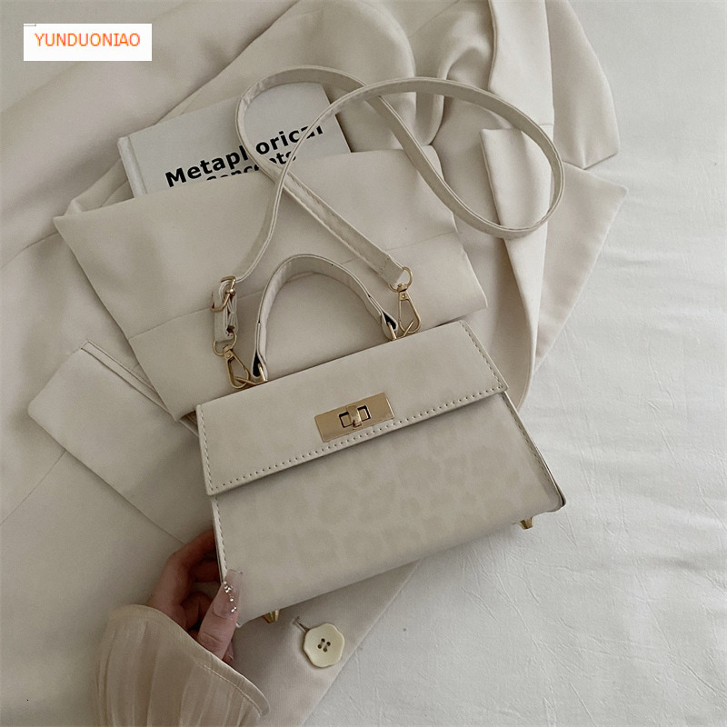 Women's shoulder bag new fashion retro style women's crossbody bag autumn and winter new designer bag matte luxury handbag