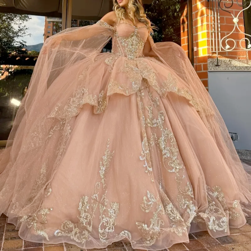 Pink Shiny Ball Gown Quinceanera Dresses Off The Shoulder Gold Applique Lace Beads Tull Party Birthday Sweet 16 Dress Vestidos 15 De Anos