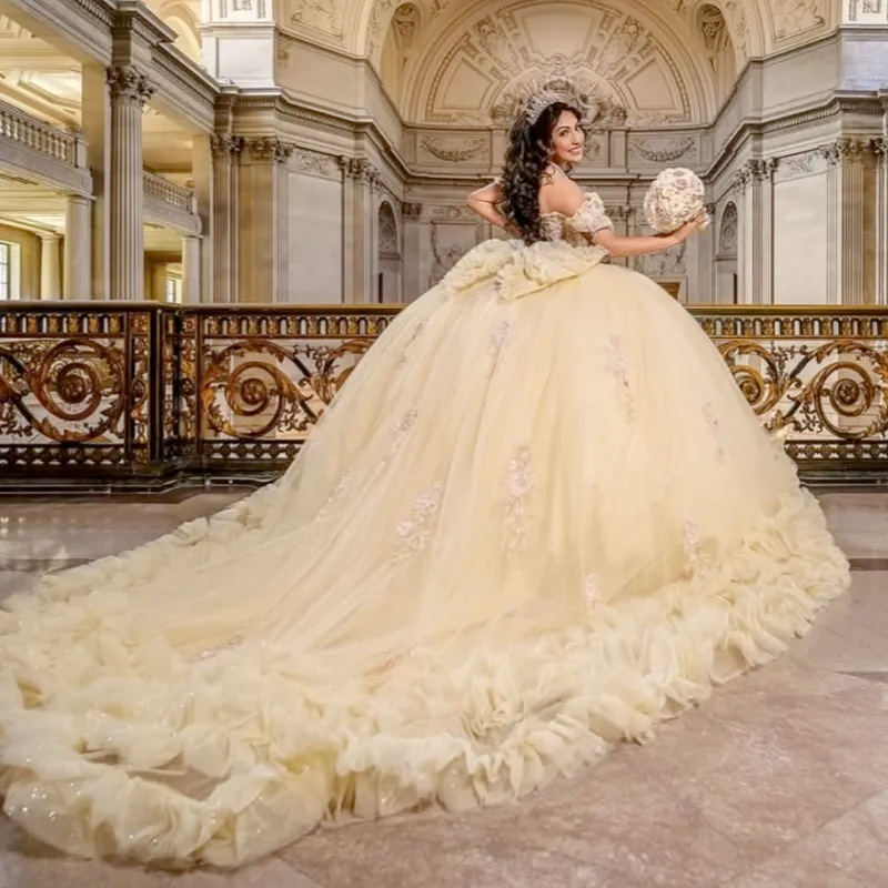 Champagne Shiny Ball Gown Quinceanera Dresses Off The Shoulder Applique Lace Tiered Tull Beading Bow Corset Party Birthday Sweet 16 Dress Vestidos 15 
