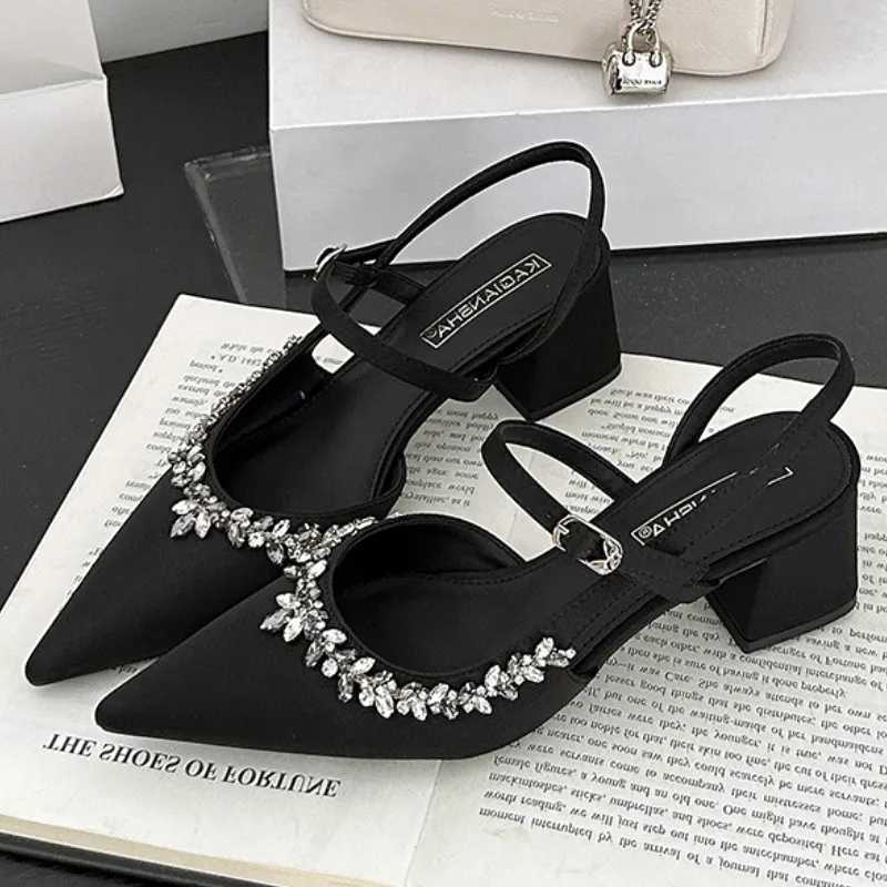 High Quality Rhinestone Pointed Toe High Heel Sandals Women Buckle Back Strap Hoof Heel Designer Shoes Fashion Classy Dress Shoe Z251015