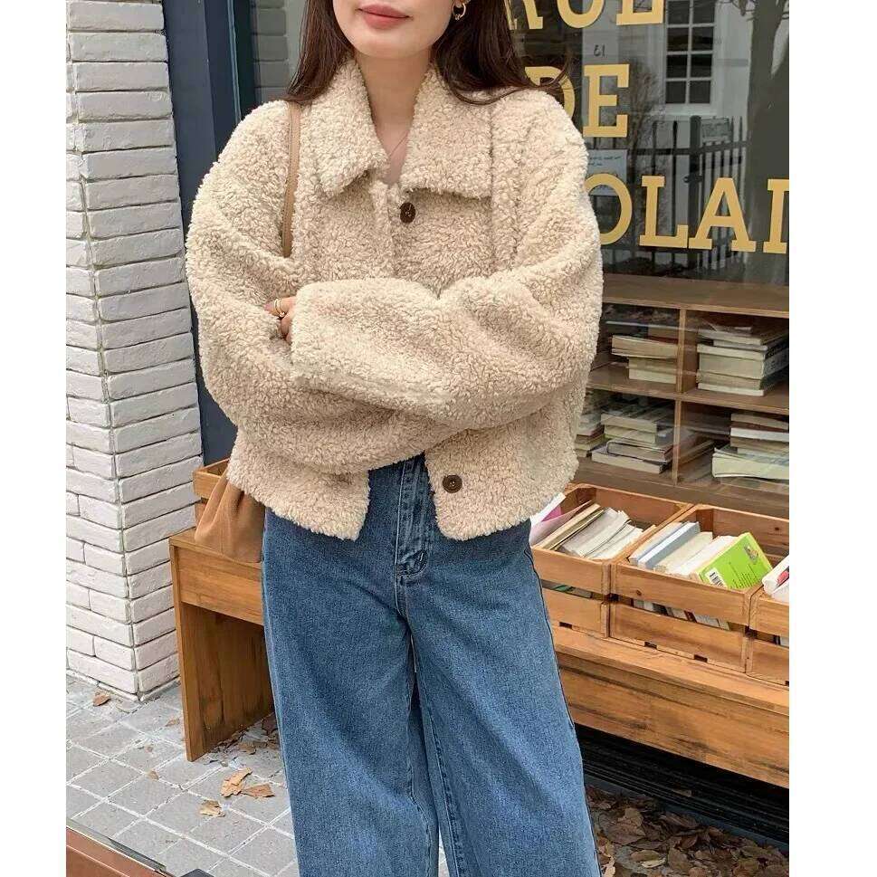 Plus Size Women's Double-Faced Fleece Jacket Autumn Winter Thickened Warm Inner Lining Loose Fit Short Style Versatile Top