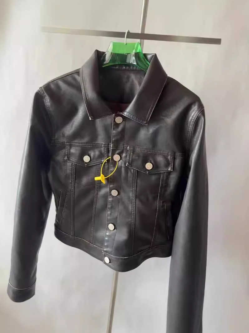 High-end PU leather jacket for men, 2025 autumn-winter new style, Korean version, fashionable short-sleeved coat for women, size A9079 Z251017