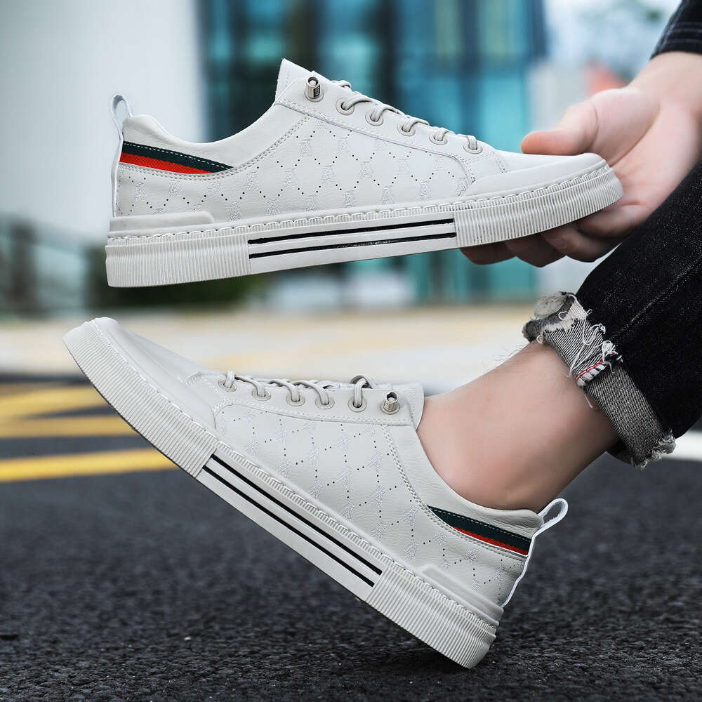 Dou Chuan Spring And Autumn Breathable White Sneakers 2023 New Trendy Korean Fashion Casual Board new Men's Shoes
