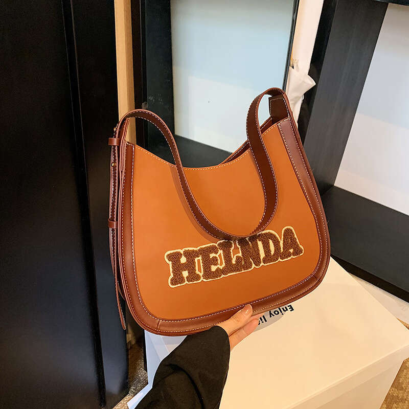 Super Popular Niche Matte for Women Designer Bags 2024 New Autumn Winter Versatile Crossbody Single Shoulder Underarm Bucket Bag