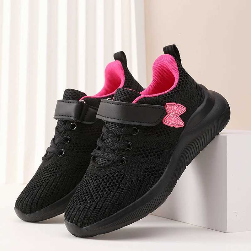 Kids Shoes Girls Casual Shoes Light Mesh Sport Soft Soled Outdoor Children Autumn Tenis Cute Cartoon Female Running SneakersT251017