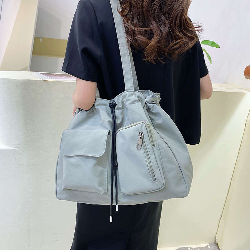 2024 New Single Shoulder Crossbody Large Capacity Tote Trendy Fashionable Commuter Simple Casual Shopping Bag for Women