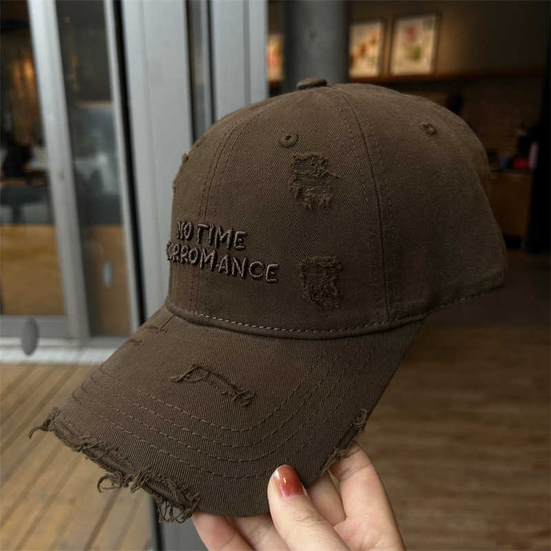 Broken hole baseball cap with embroidered female letters washed cotton duckbill cap small face enlarged and widened brim soft top sun hat W251017