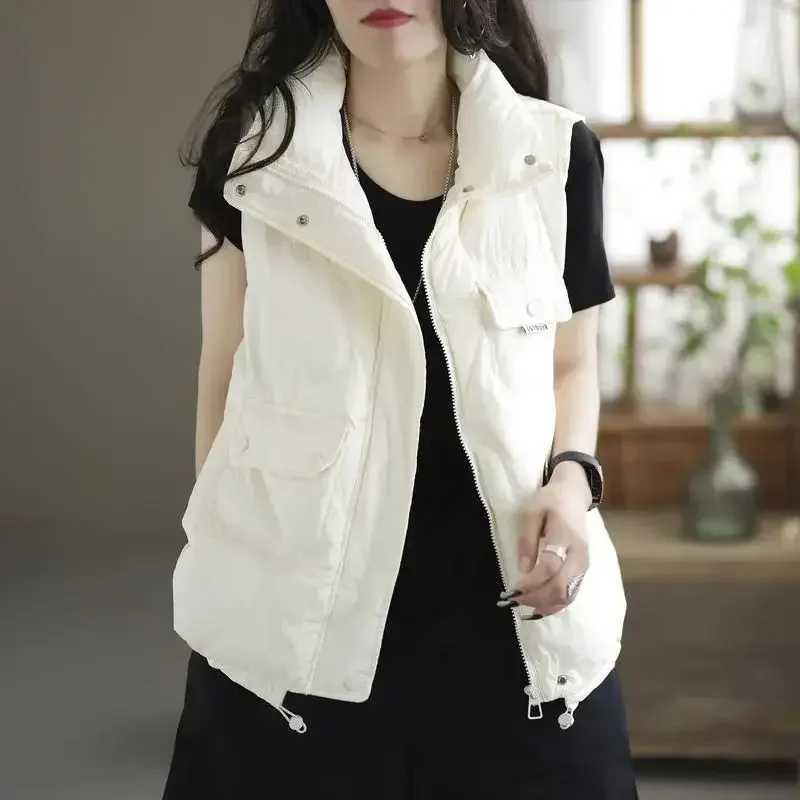 Down Sleeveless Vests Jacket For Women Coat Puffer Vest Jackets Woman Winter 2025 Lightweight With Coats Trend W251016