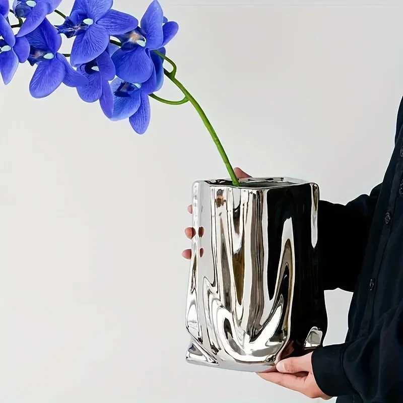 Luxurious And Elegant Creative Electroplated Silvery Ceramic Vase With A Highend Feel Suitable For Displaying Artificial Flower C251017