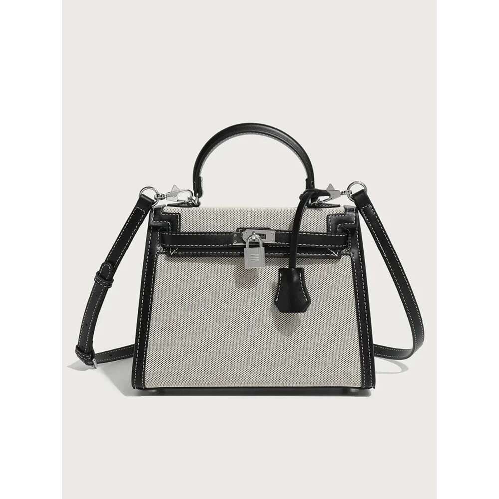 Designer Bags Paris Fashion Crossbody Handbag Women's High-End Leather Classic Solid Color Elegant Hot Selling