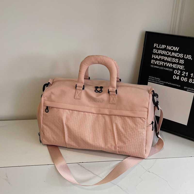 New multifunctional lightweight stylish gym bag outdoor casual fashion tote large capacity travel bag for men 250415