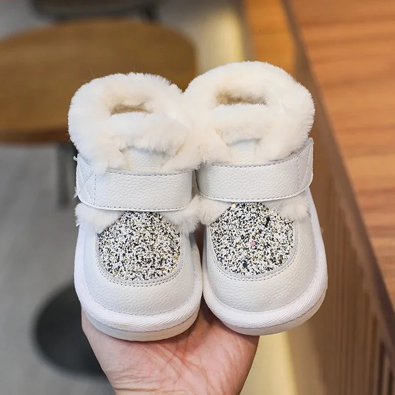Children Winter Shoes for Baby Girls Snow Boots Infant Toddler Shoes Genuine Leather Softsoled Anti slip Kids Plush Boots 251015