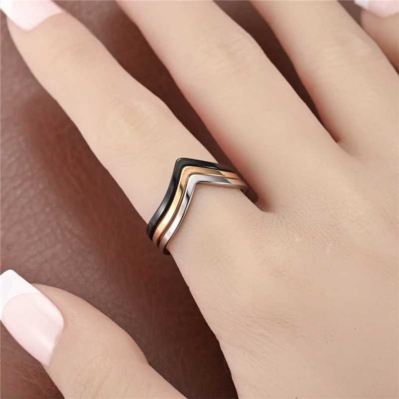 Fashion Thin Stackable Ring Stainless Steel V Chevron Knuckle Rings for Women Girls Minimalist Jewelry Anillos Mujer Size 511W251017