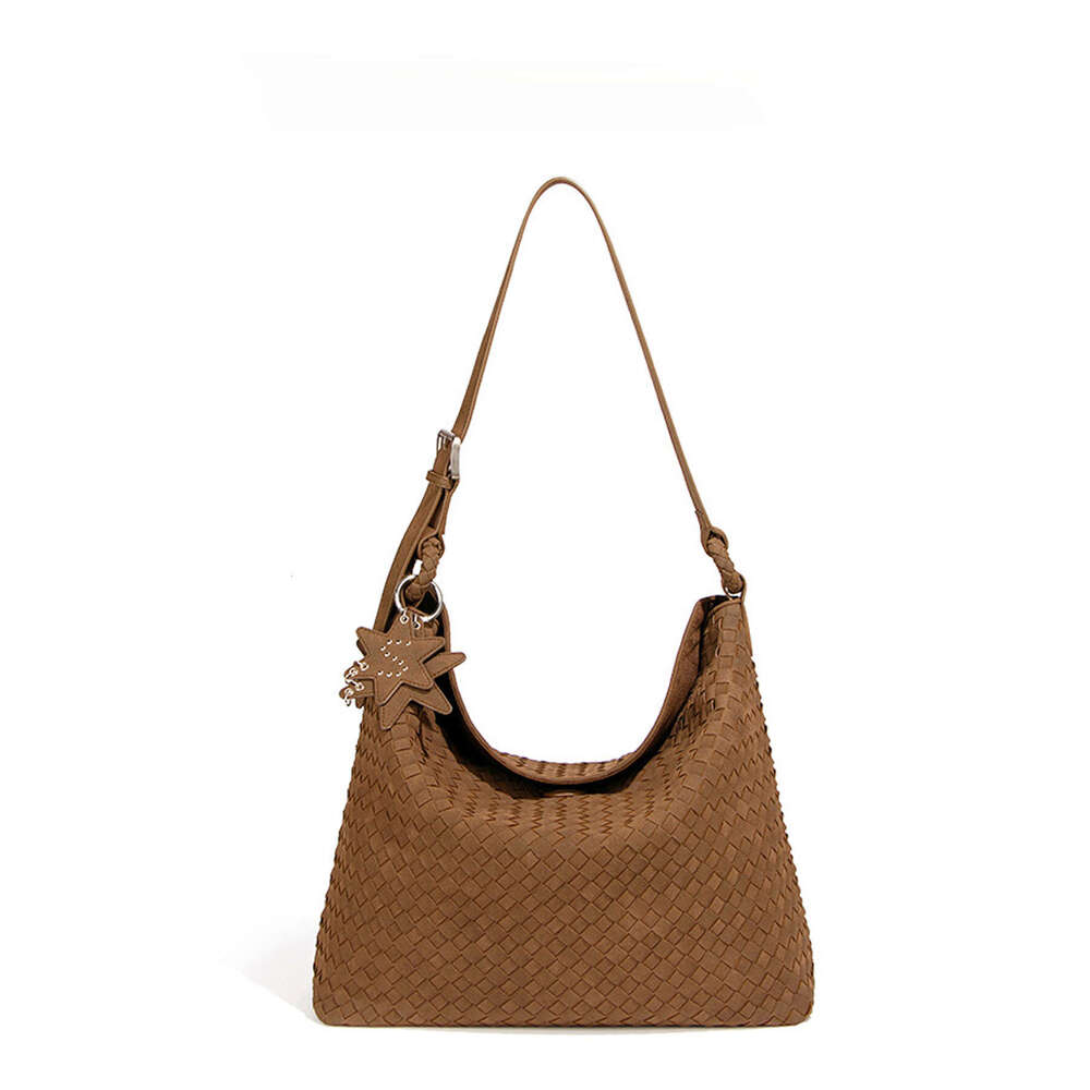 Autumn and Winter New Niche Large Capacity Suede Handwoven Women's High-end Feel Single Shoulder Underarm Tote Bag