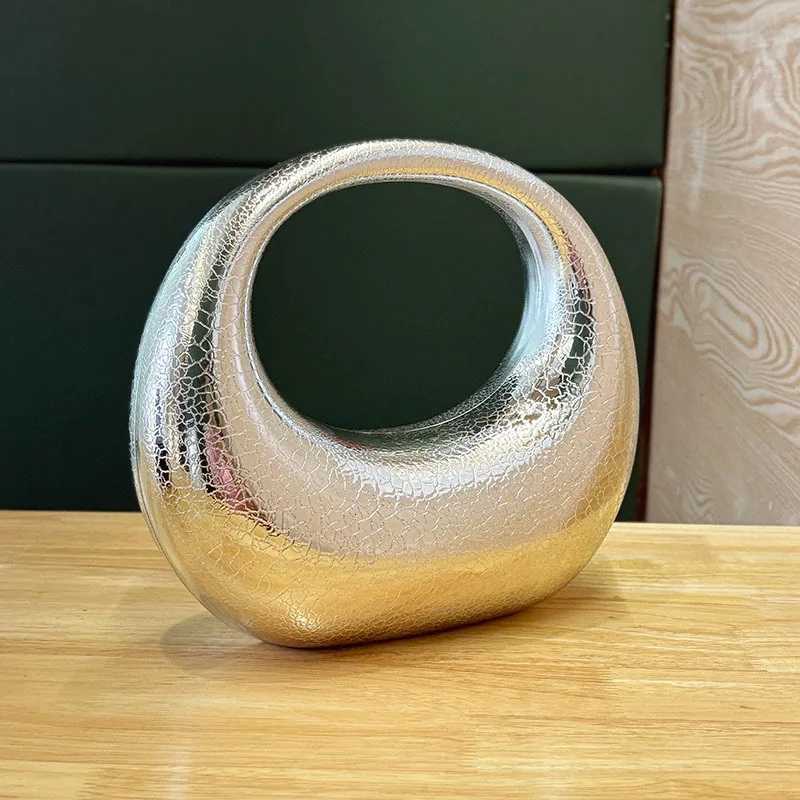 Silver new light luxury meniscus bag niche design highend handbag acrylic bag Z251017