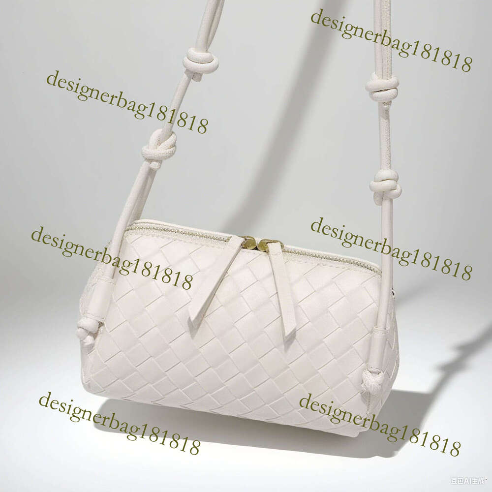 designer bag tote bag Handwoven New Fashion Versatile Shell Commuter Shoulder Crossbody Bag Women Woven Trend