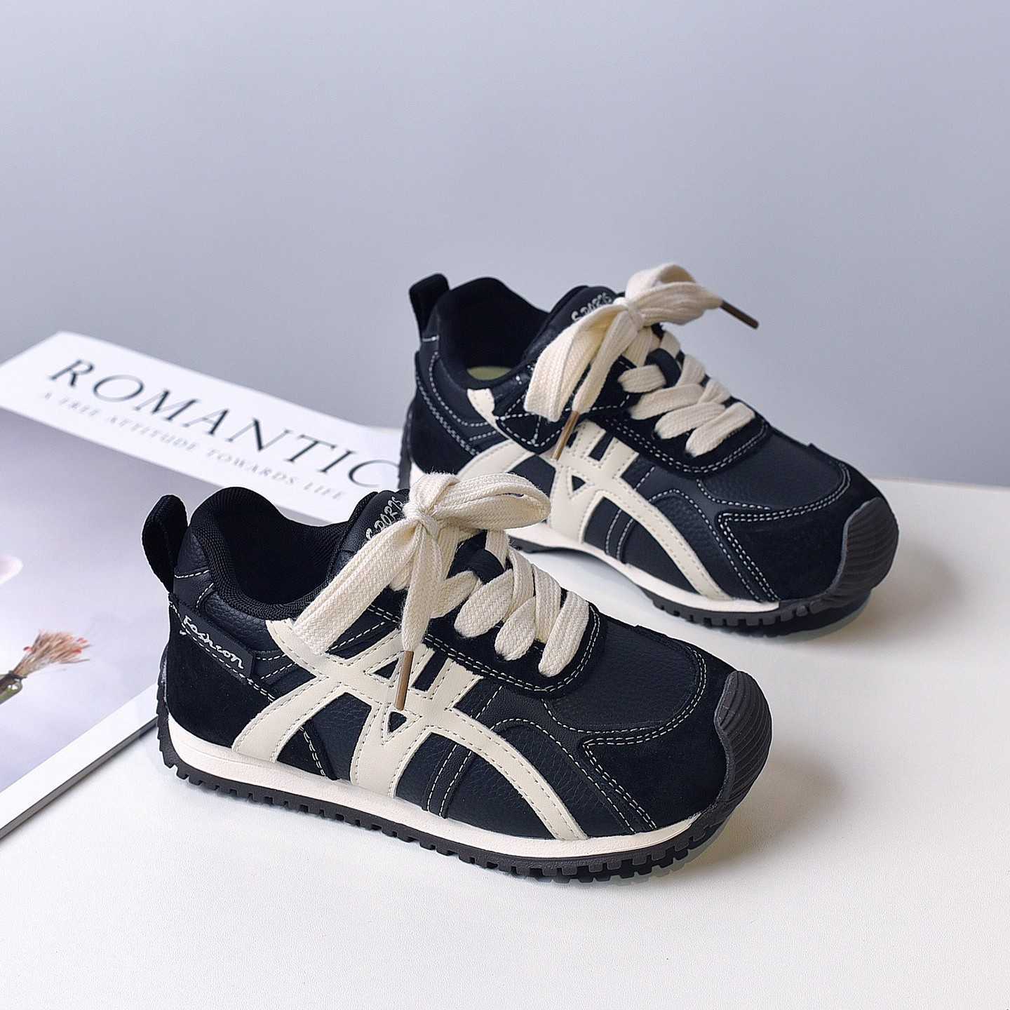 Genuine Leather Childrens Forrest Gump Shoes 2025 New Autumn Winter Boys Casual Sports Shoes Girls Soft Sole NonSlip Running Shoes W251017