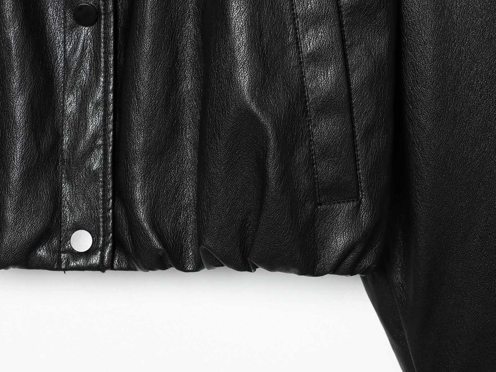 Womens clothing autumn new products versatile casual and fashionable loose turtleneck imitation leather bomber jacketT251017