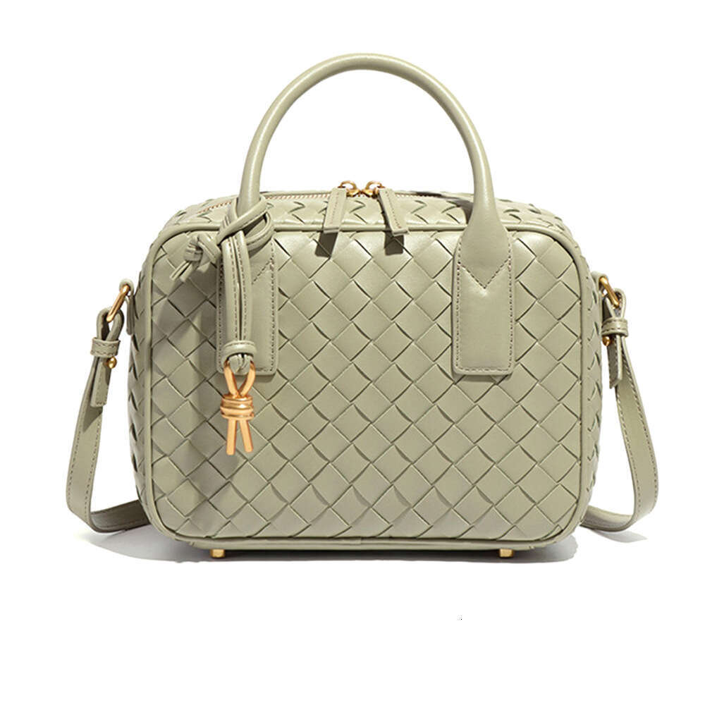 Handwoven Boston Pillow Commuting Versatile Handheld Camera Trendy Single Shoulder Crossbody Bag