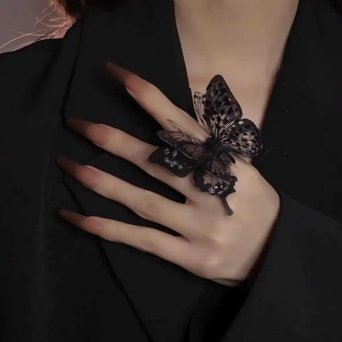 1 large black butterfly ring Female dark department Gothic style exaggerated personality fashion accessories ring can be adjuste Z251017