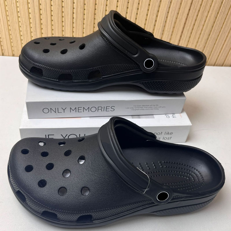 2026 Top Designer Clogs Sandals Waterproof Summer Beach Slides Slippers for Women Men Comfortable Outdoor Shoes Black White Red pink Slipper Platfrom Sandal