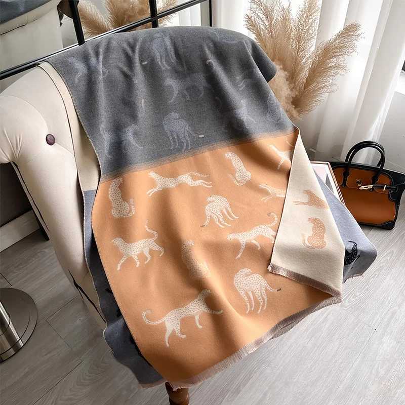 2024 Luxury Travel Poncho Warm Cashmere Scarf Women Thick Blanket Winter Bufanda Shawl Print New Wraps Female Stoles C251017