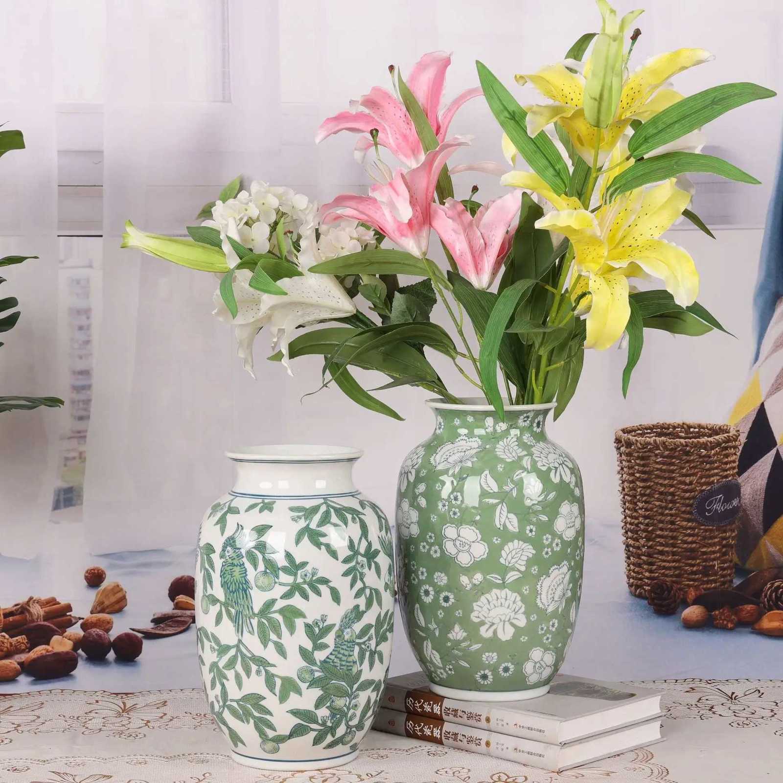 Blue and white porcelain vases decorative handicrafts entrance hall ornaments ceramic vases and flower vases C251017