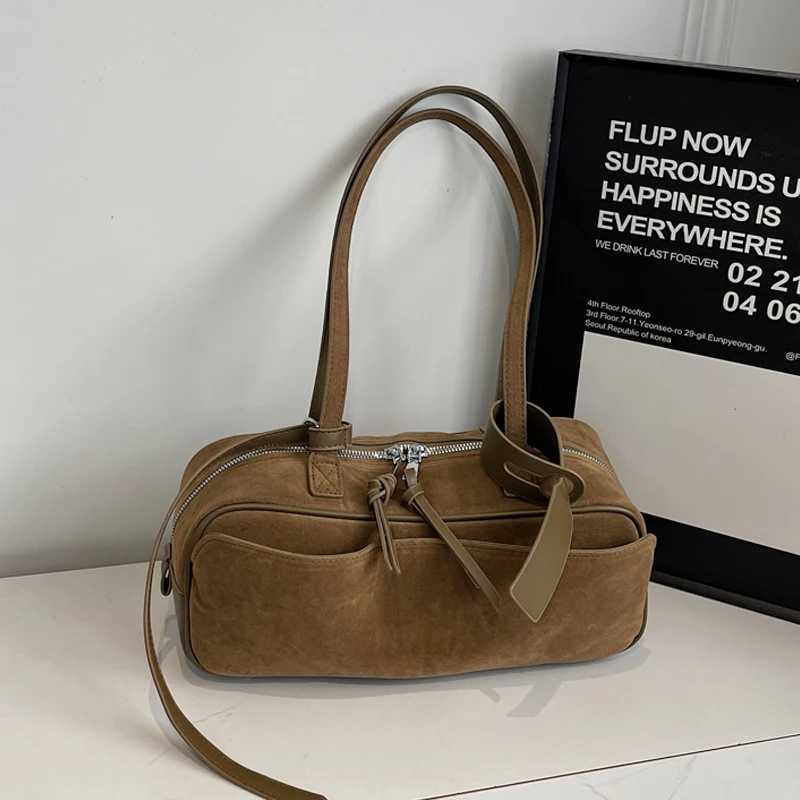 Red Suede Wedding Shoder Bag Luxury Designer Wen Versatile Underarm Bags Elegant Fem Large Capacity Handbags1 D251017