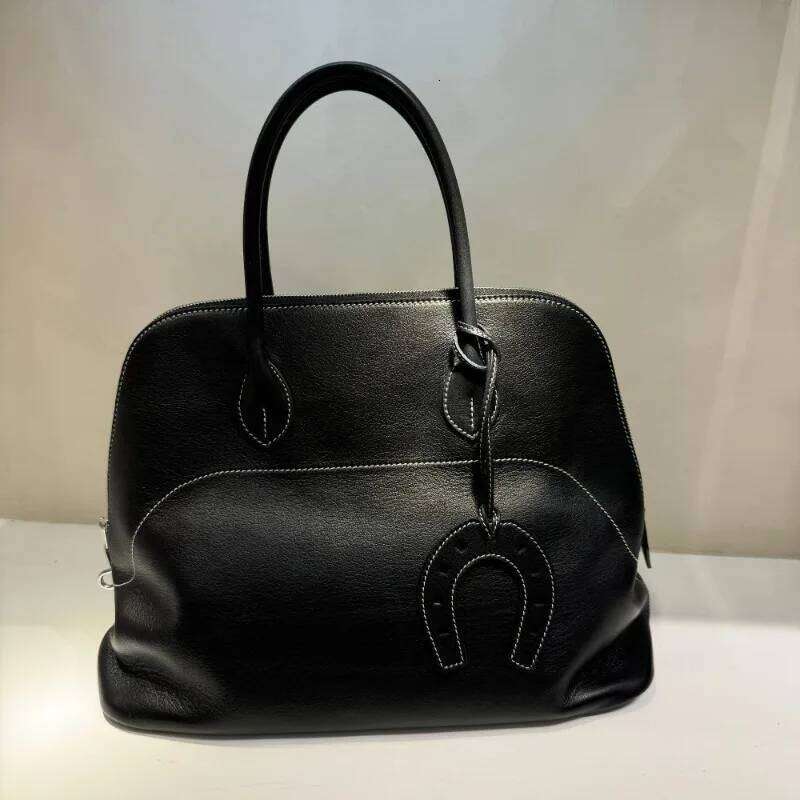 Light High-end Hand-ed Bowling Handbag, First-layer Cowhide Shell Bag, Large-capacity Commuter Versatile Bag