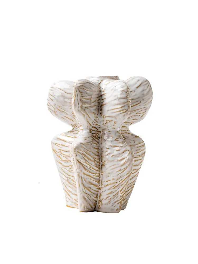 Modern Living Room Dining Table Decor French Retro Style Ceramic Vase Creative Arts Ornaments Photographic Prop Geometric Vase C251017