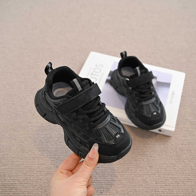 Fashion Boys Dad Shoes 2025 Spring and Autumn New Breathable Mesh Sneakers Girls Stylish Outdoor Running Shoes W251017