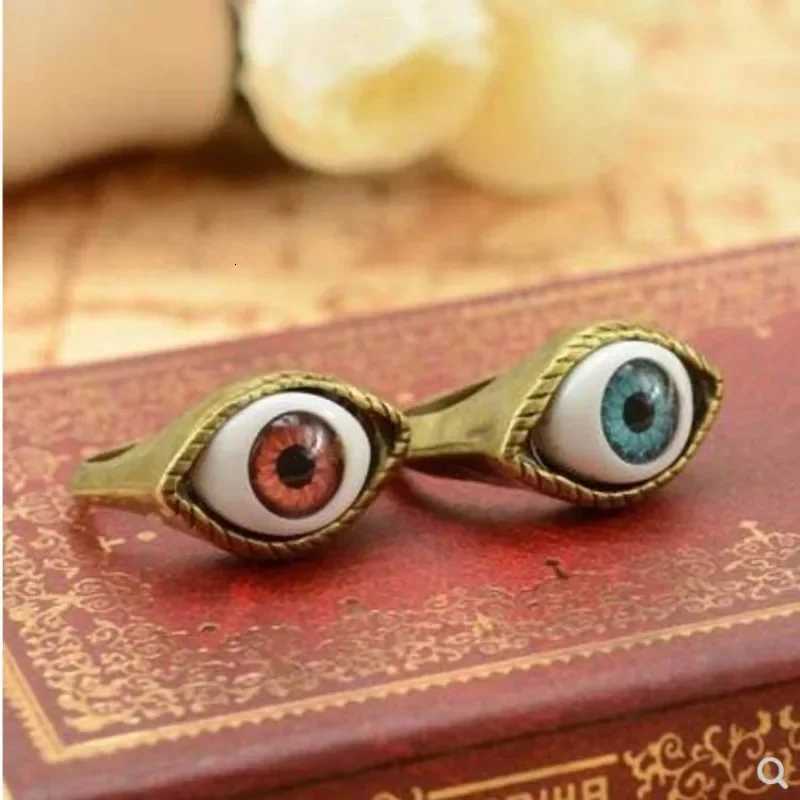 Punk Eyeball Rings for Men Women Unisex Evil Eye Vintage Halloween Jewelry Wholesale Exaggerated Gothic Rings Gift Z251017