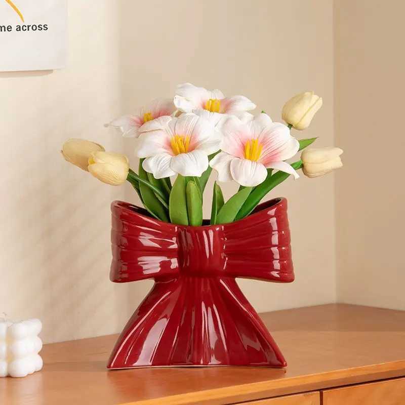 Creative Bow Vase Ornaments Highend Ceramic Hydroponic Flower Arrangement Living Room Office Vintage Vase Home Ornament Gifts C251017