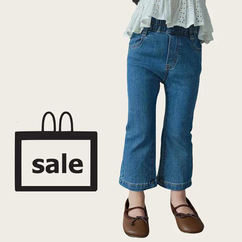 27Y Junior Girls Clothing Korean Childrens Clothes 2025 Baby Girl Cotton Flared Jeans Stylish Fit Versatile Casual TrouserT251017