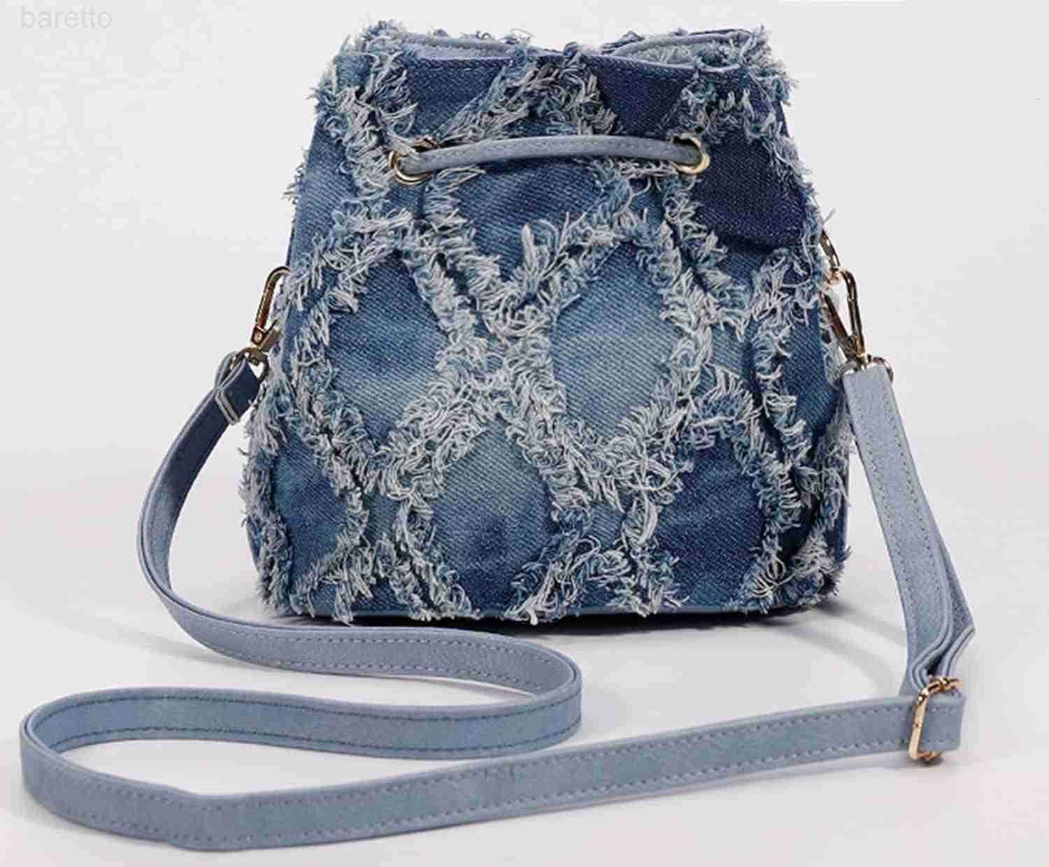 Women Denim Mini Bucket Bag Crossbody Purse Shoulder Handbag Drawstring Quilted Tassel Barrel Shape Satchel Tote Bag Z251017