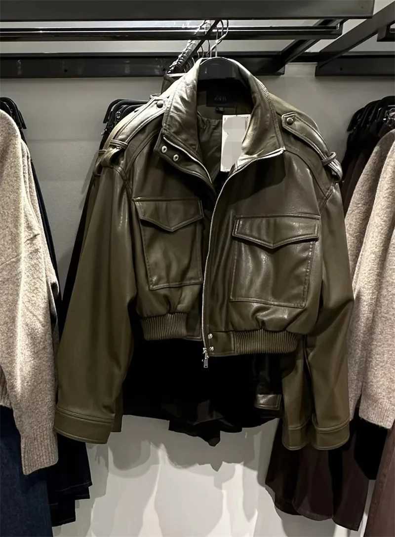 Womens Jacket New Fall 2025 Dark Green Long Sleeve Faux Leather Short Jacket Biker Style Casual Fashion PersonalityT251017