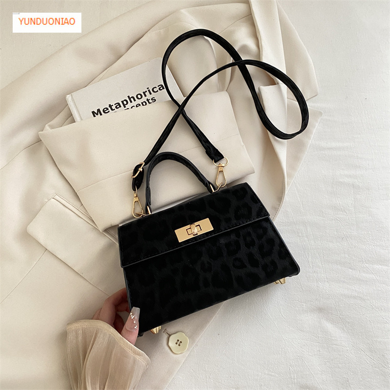 Women's shoulder bag new fashion retro style women's crossbody bag autumn and winter new designer bag matte luxury handbag