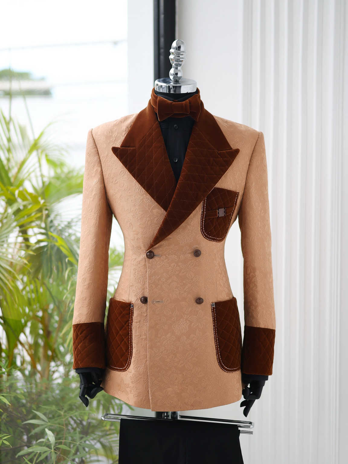 Stylish Men's Jacquard Suits Double Breasted Peaked Lapel Pant Sets Formal Tuxedos For Wedding Party Customized 2 Piece