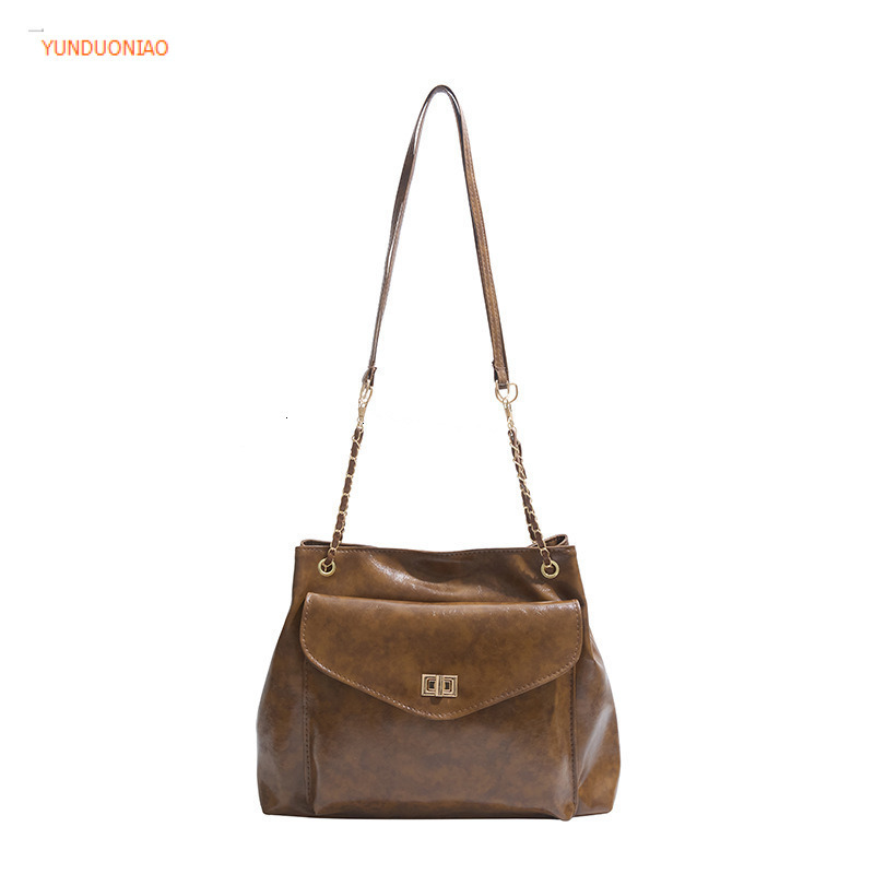 Autumn and Winter New Designer Bag Large Capacity New Fashion Chain Luxury Handbag Women's Crossbody Bag Versatile Commuter Bag