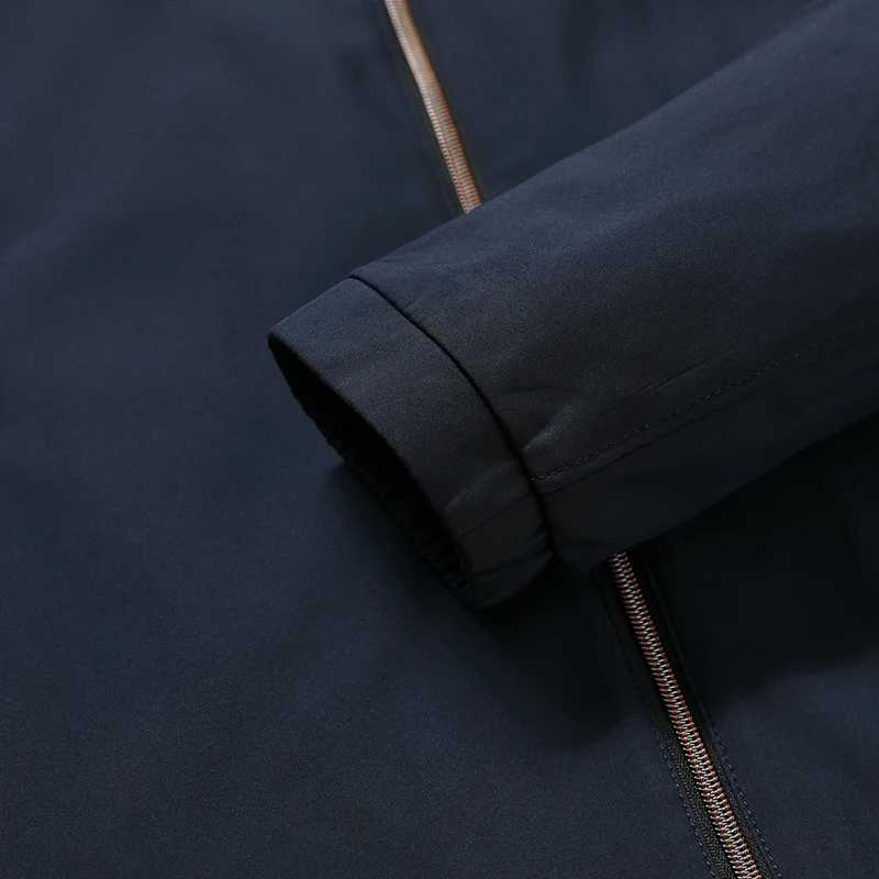 Top Quality New Mens Stand Collar Jacket Lightweight Windbreaker Outdoor Jacket Coats Soft Shell Autumn Casual Outerwear 2025 J251017